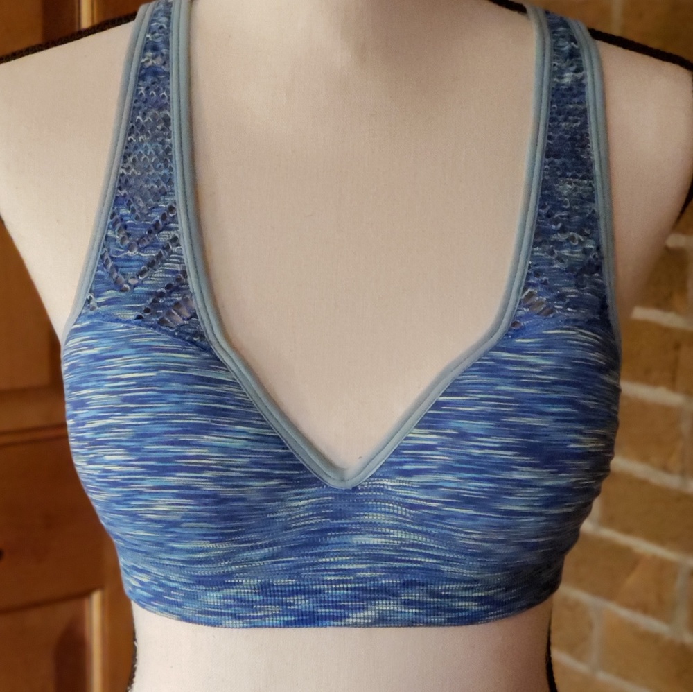 PINK Victoria's Secret Yoga Bra